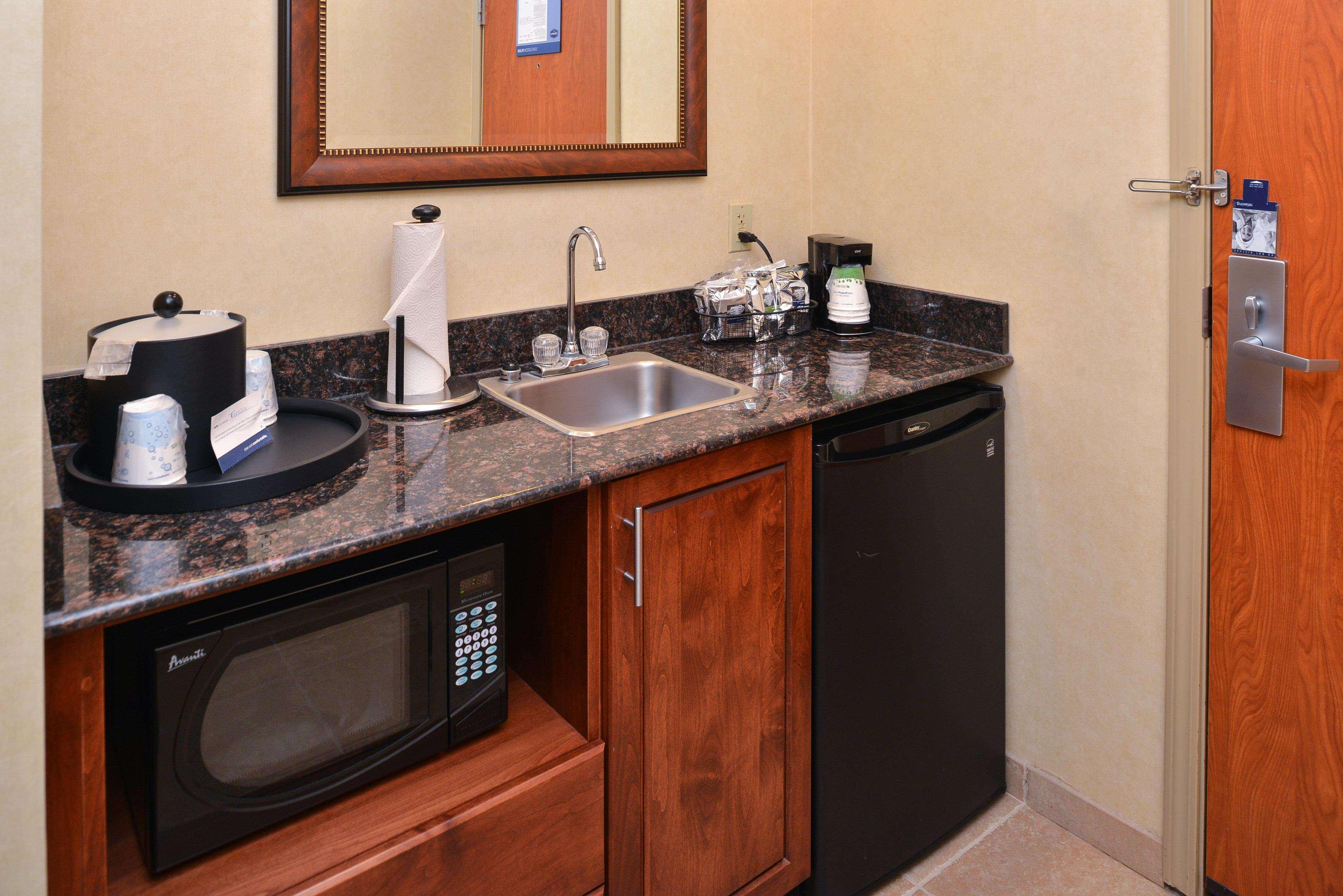 Hampton Inn Рок Спрингс Екстериор снимка
