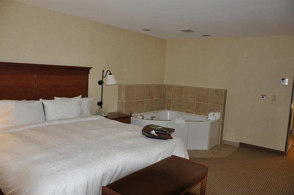 Hampton Inn Рок Спрингс Стая снимка