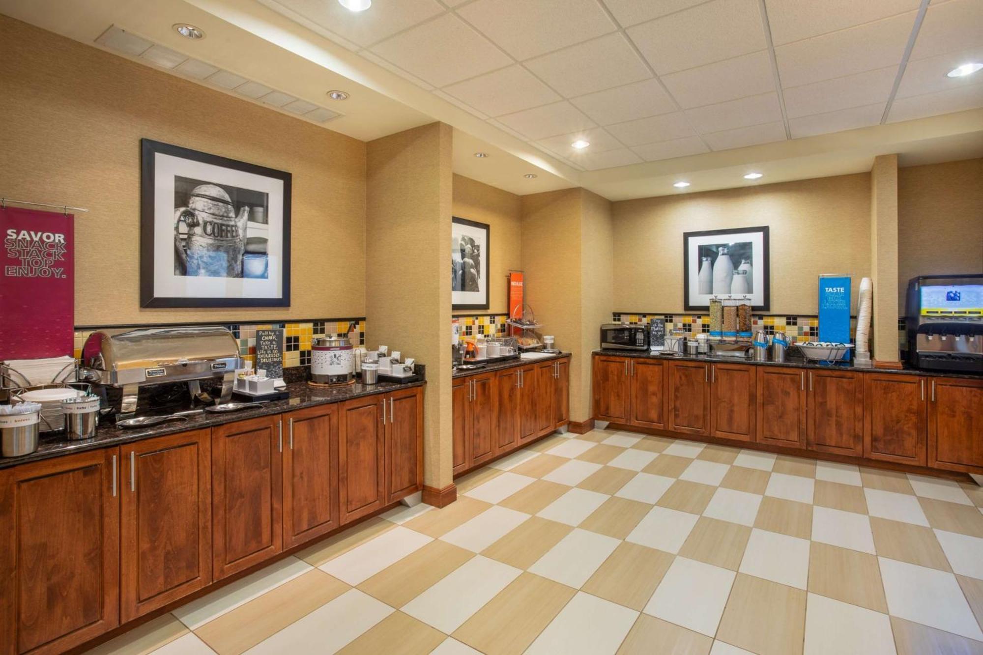 Hampton Inn Рок Спрингс Екстериор снимка