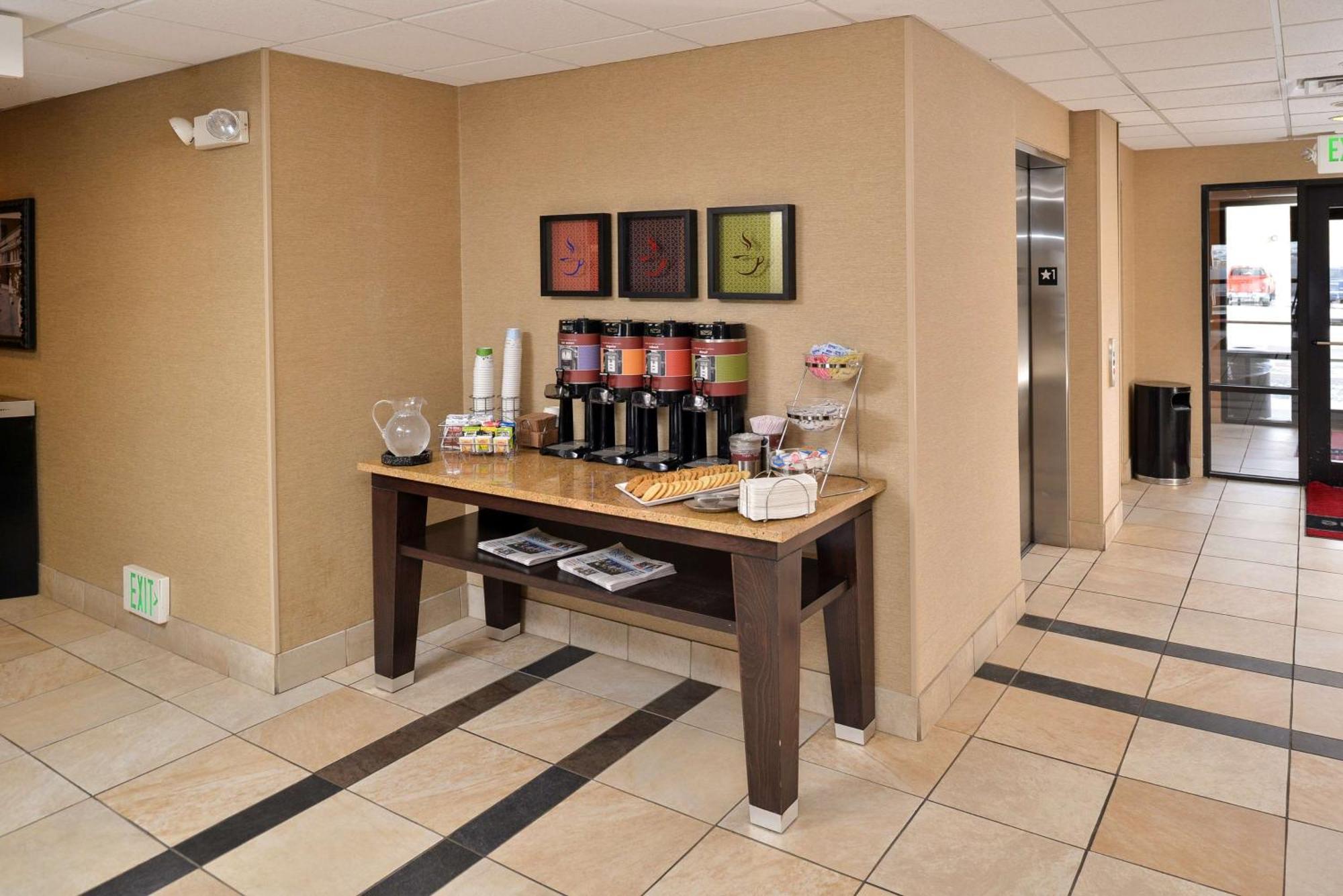 Hampton Inn Рок Спрингс Екстериор снимка