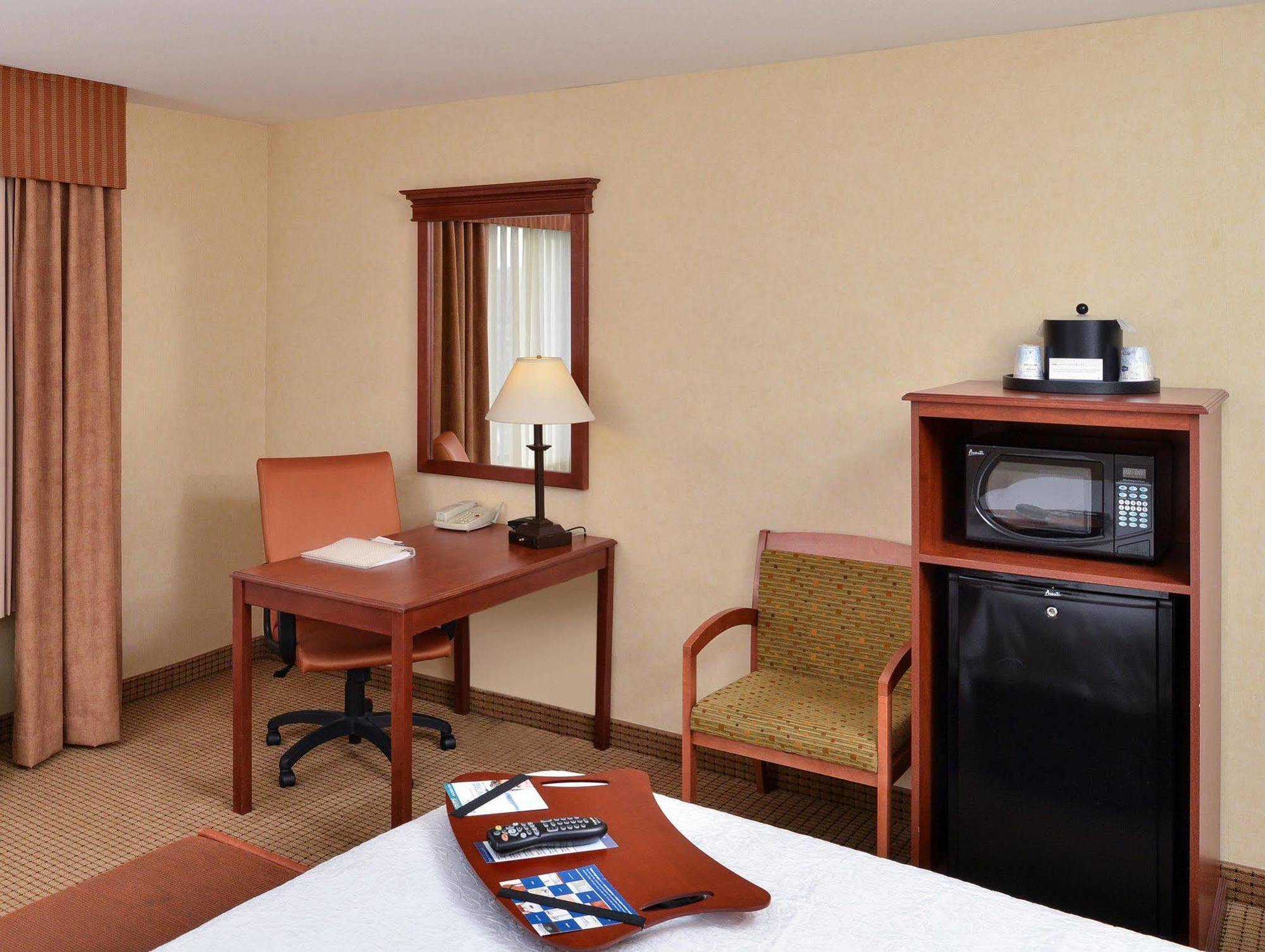 Hampton Inn Рок Спрингс Екстериор снимка